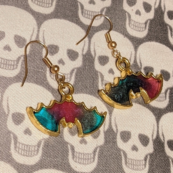 Rainbow Bats Earrings Gold Resin Galaxy Handmade Halloween - Picture 10 of 15